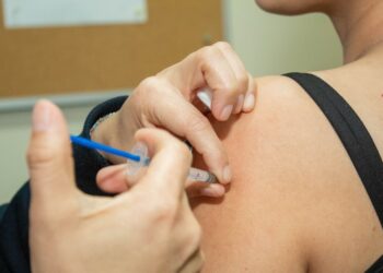 Reitera alcaldesa Claudia Agatón llamado a la población a beneficiarse con las jornadas de vacunación