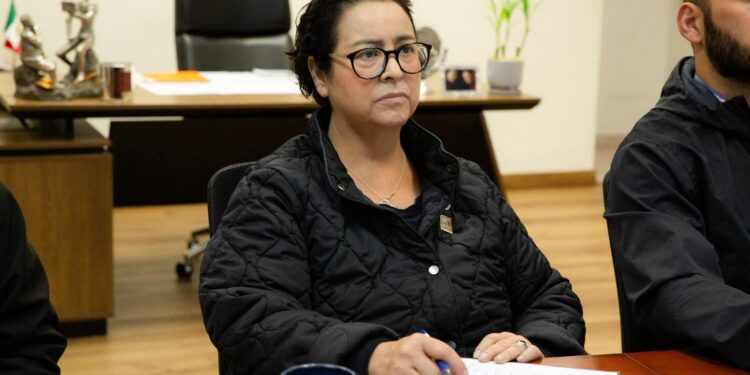 Rocío Adame fortalece coordinación interinstitucional para modernizar espacios deportivos en Rosarito