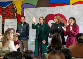 Asiste Síndica Procuradora Teresita Balderas a la entrega de juguetes a DIF BC gestionados por el Gobierno de Tijuana