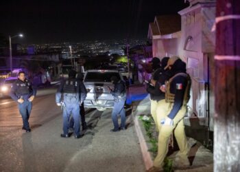 Incendian vehículo en la colonia Altamira; hay dos detenidos