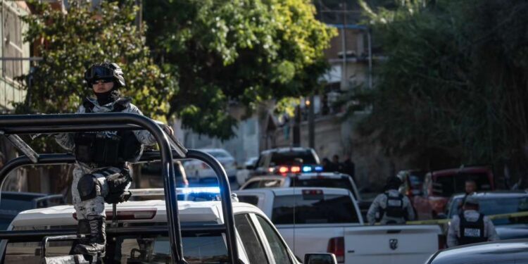 Localizan a un hombre sin vida con huellas de violencia y un mensaje con amenazas en la colonia Obrera Primera Sección