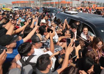 CON LA META DE 1.8 MILLONES DE VIVIENDAS ESTAMOS CONSTRUYENDO BIENESTAR: PRESIDENTA CLAUDIA SHEINBAUM ENCABEZA ENTREGA DE VIVIENDAS EN JUÁREZ, NUEVO LEÓN