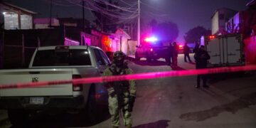 Matan a dos hombres y lesionan a una joven en Terrazas del Valle