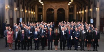 Presidenta Claudia Sheinbaum recibe a más de 100 directores y directoras ejecutivos de empresas nórdicas en Palacio Nacional