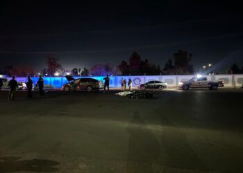 Motociclista muere tras choque; hay un conductor detenido frente al cuartel militar en Mexicali