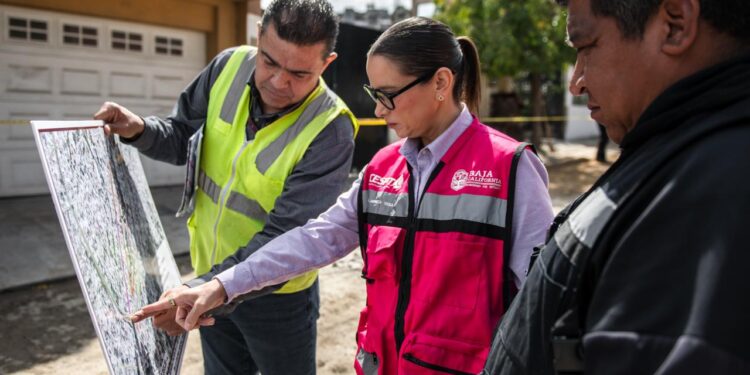 SUPERVISA DIRECTORA DE CESPT, MÓNICA VEGA AGUIRRE, REHABILITACIÓN DE DRENAJE EN SÁNCHEZ TABOADA PARA MEJORAR EL SERVICIO A LAS FAMILIAS
