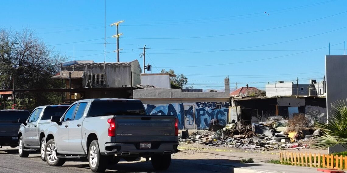 Localizan a dos hombres sin vida con huellas de violencia en distintos puntos de Mexicali