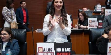 Fin a los retiros de lujo pagados con dinero del pueblo: Julieta Ramírez