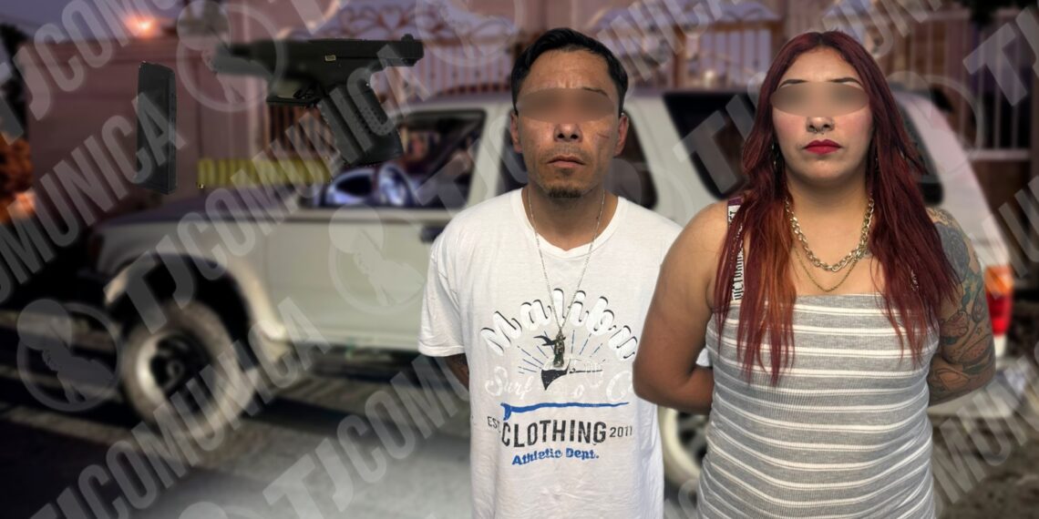 Municipales de Tijuana atoran a pareja con una Glock; el hombre participó en un reciente ataque armado
