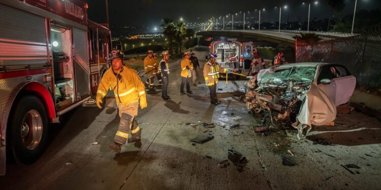 Muere joven tras fuerte choque en la avenida Internacional; hay dos lesionados