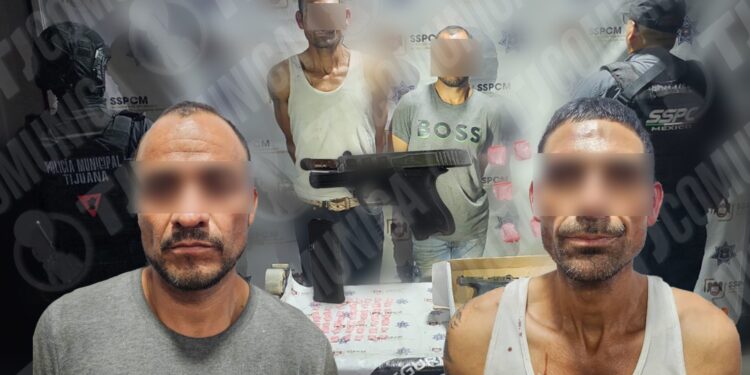 Unidad Táctica atora a dos con arma y droga en Santa Fe