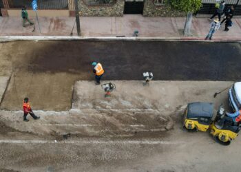 TERMINA CESPT TRABAJOS EN BULEVAR BENITO JUÁREZ DE PLAYAS DE ROSARITO Y DEJA LISTA LA VIALIDAD