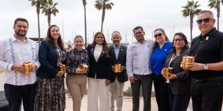 Consolida gobierno de Claudia Agatón cooperación con autoridades del sur de California