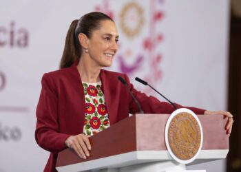 QUEREMOS MÁS OBRA PARA MEJORAR LA VIDA DE LAS PERSONAS Y TENER CONECTADO AL PAÍS: PRESIDENTA CLAUDIA SHEINBAUM DESTACA INVERSIÓN DE 315 MIL 331 MDP PARA INFRAESTRUCTURA CARRETERA