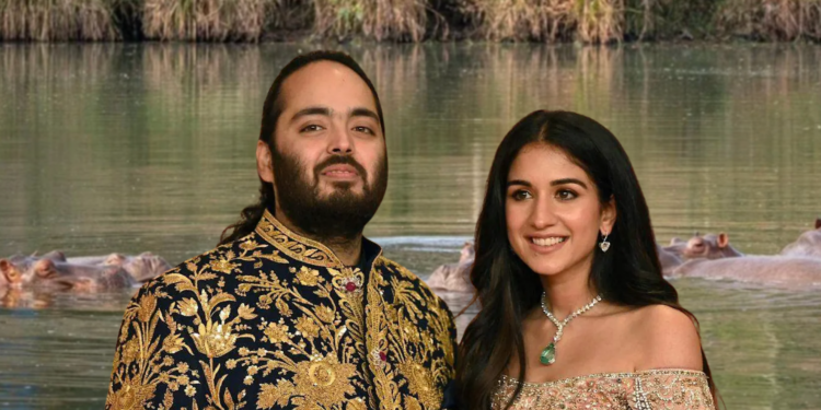 El magnate Anant Ambani ofreció trasladar 80 hipopótamos colombianos a su reserva natural en la India