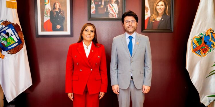 Claudia Agatón nombra a Marco Tulio Castro, director de Comunicación Social de Ensenada