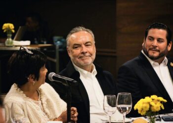 RESALTA RAMÍREZ CUÉLLAR TRABAJO DE ISMAEL BURGUEÑO EN PLAN NACIONAL DE VIVIENDA