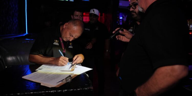 Sancionan a bares por cobros irregulares en “Los Siete Templos”