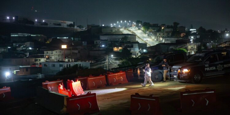 Hallazgo de hombre sin vida en construcción de los carriles confinados en el Corredor 2000