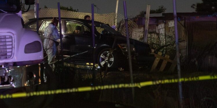 Hombre es asesinado a balazos dentro de un vehículo en Vista Encantada