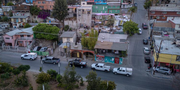 Detienen a tres hombres que intentaban enterrar un cuerpo en Camino Verde
