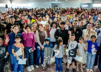 ¡IMPULSO AL VALLE DE MEXICALI! NORMA BUSTAMANTE ENTREGA ESTÍMULOS ECONÓMICOS