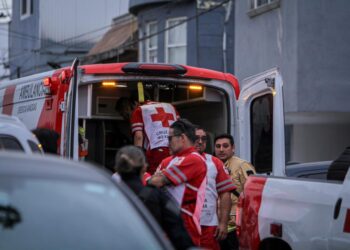 Ataque armado deja dos hombres lesionados en la colonia Los Lobos