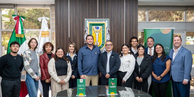 Impulsa Ismael Burgueño Ruiz oportunidades para jóvenes universitarios con programa de intercambio internacional de la UABC