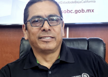 DIP. MOLINA GARCÍA PRESENTA INICIATIVA QUE LIMITA SALARIOS Y PENSIONES DE SERVIDORES PÚBLICOS