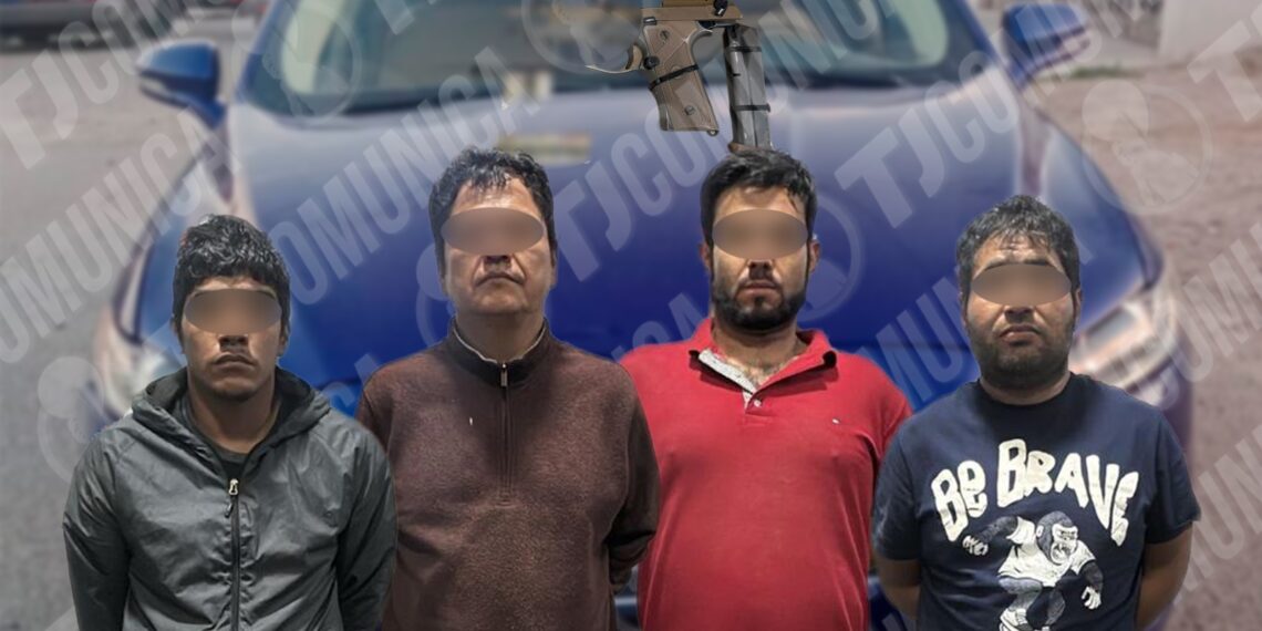 Municipales atoran a cuatro con arma corta tras persecución en la Mariano Matamoros