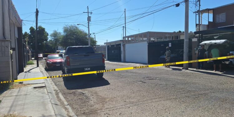 Continúa la inseguridad en Mexicali: acribillan a dos hombres en Villa Colonial; ambos resultan heridos durante la noche del miércoles