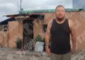 Municipales detienen a hombre acusado de privar de la vida a la mascota de su madre