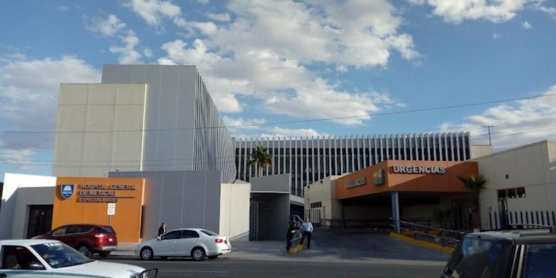 Hombre que realizaba boteo para centro de rehabilitación fallece tras horas bajo el sol en Mexicali