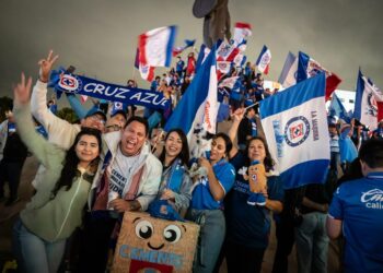 La glorieta Cuauhtémoc se pinta de azul tras “décimo” campeonato de la máquina cementera