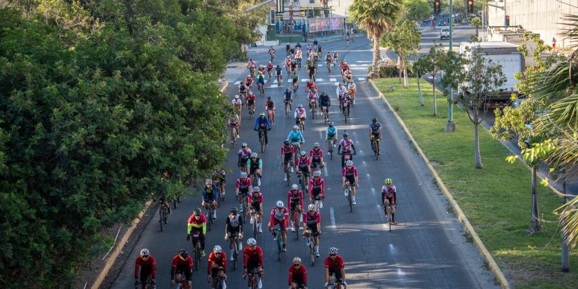 Más de 800 ciclistas participan en el Paseo Ciclista Milton Cano; recaudan fondos para escuelas vulnerables