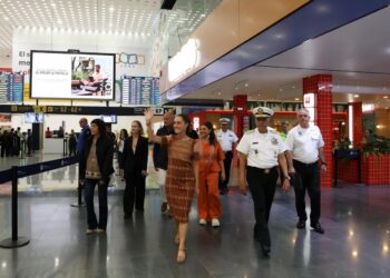“ES UN COMPROMISO CUMPLIDO”: PRESIDENTA CLAUDIA SHEINBAUM ENCABEZA ENTREGA DE LA 1ª FASE DE REMODELACIÓN DEL AEROPUERTO INTERNACIONAL “BENITO JUÁREZ” CIUDAD DE MÉXICO