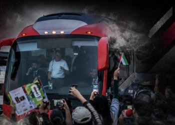Aficionados reciben a la selección de Irán en Tijuana