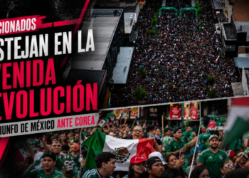Aficionados festejan en la Avenida Revolución el triunfo de México ante Corea
