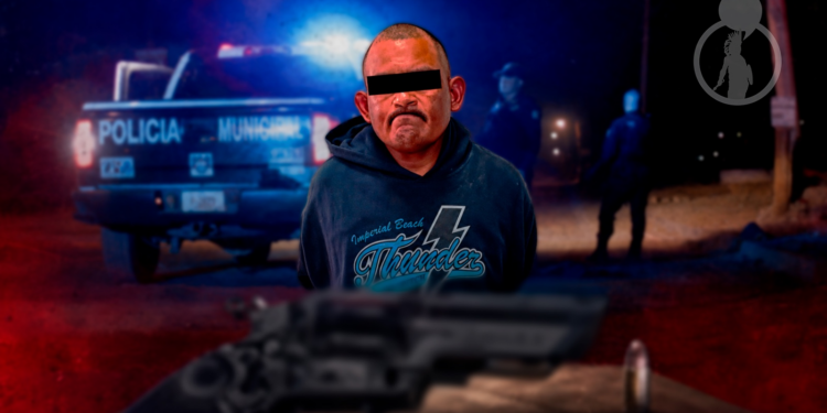 Policía Municipal detiene a hombre que intentó escapar con un arma