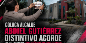 Coloca alcalde Abdiel Gutiérrez Distintivo ACORDE en la empresa ODU México Manufacturing