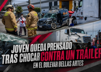 Joven queda prensado tras chocar contra un tráiler en el bulevar Bellas Artes