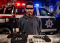Escondía un arma en una cangurera; fue detenido por municipales de Tijuana